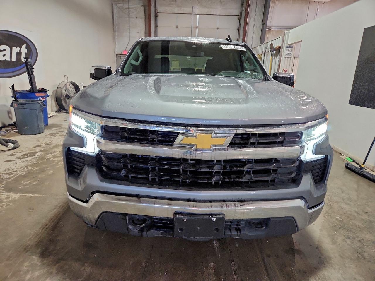 Chevrolet Silverado K1500 Lt Image 9