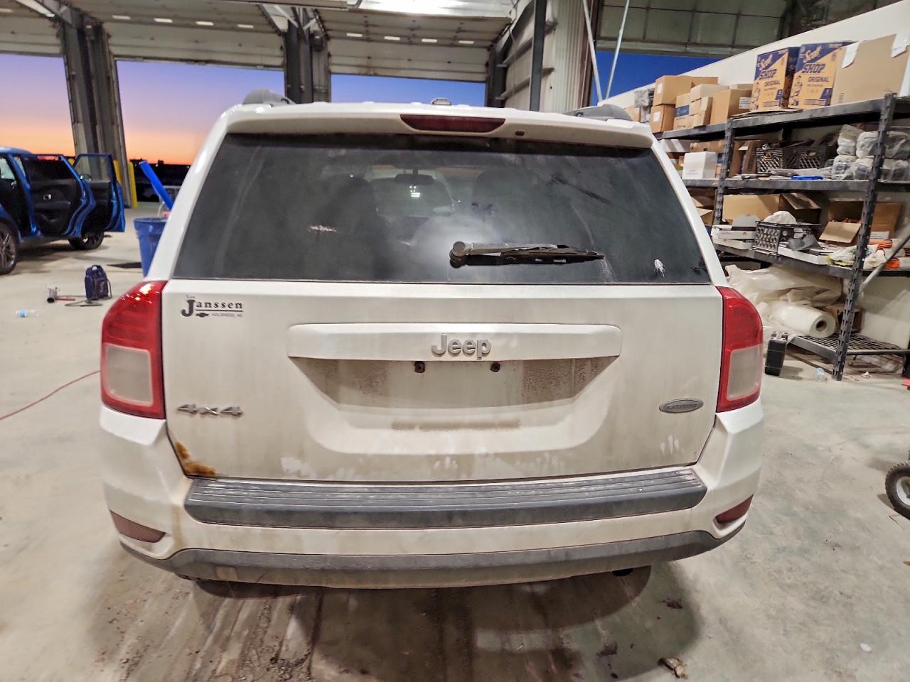 Jeep Compass Sport Image 2