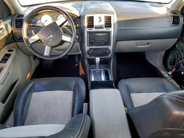 Chrysler 300 Touring Image 5