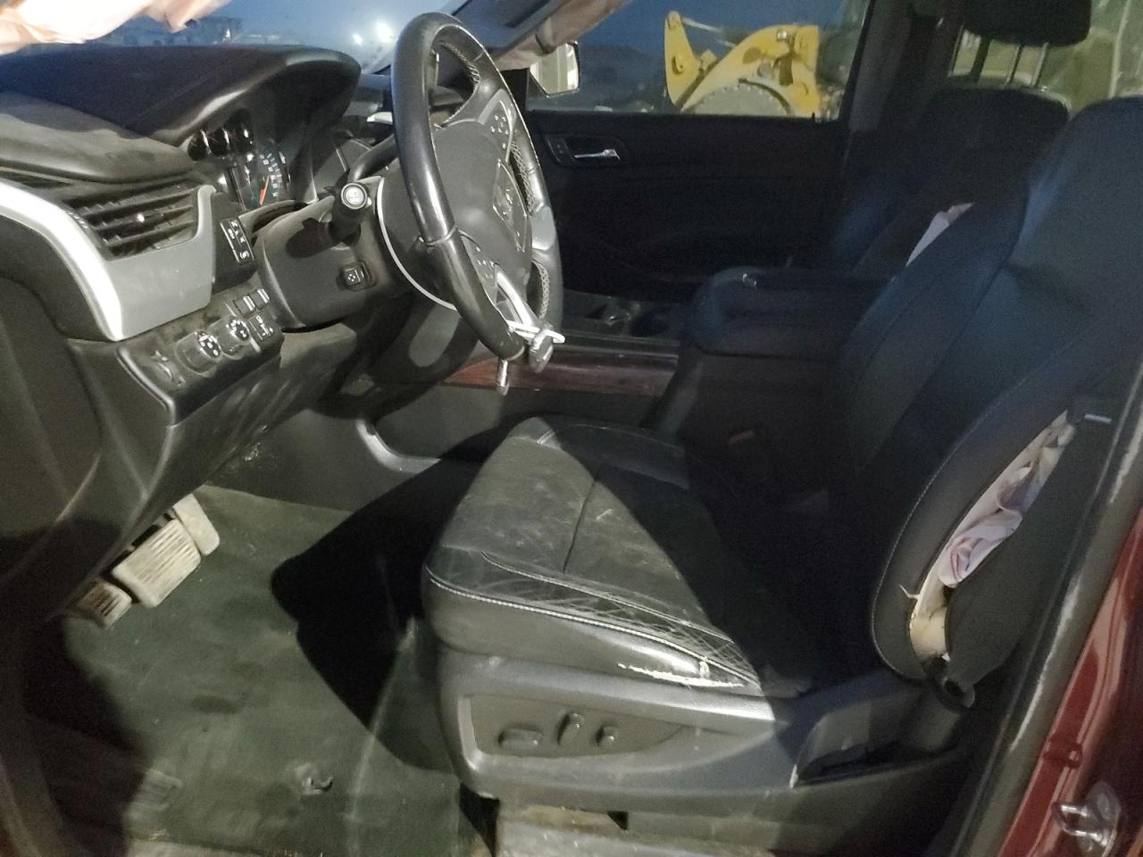 GMC Yukon Slt Image 3