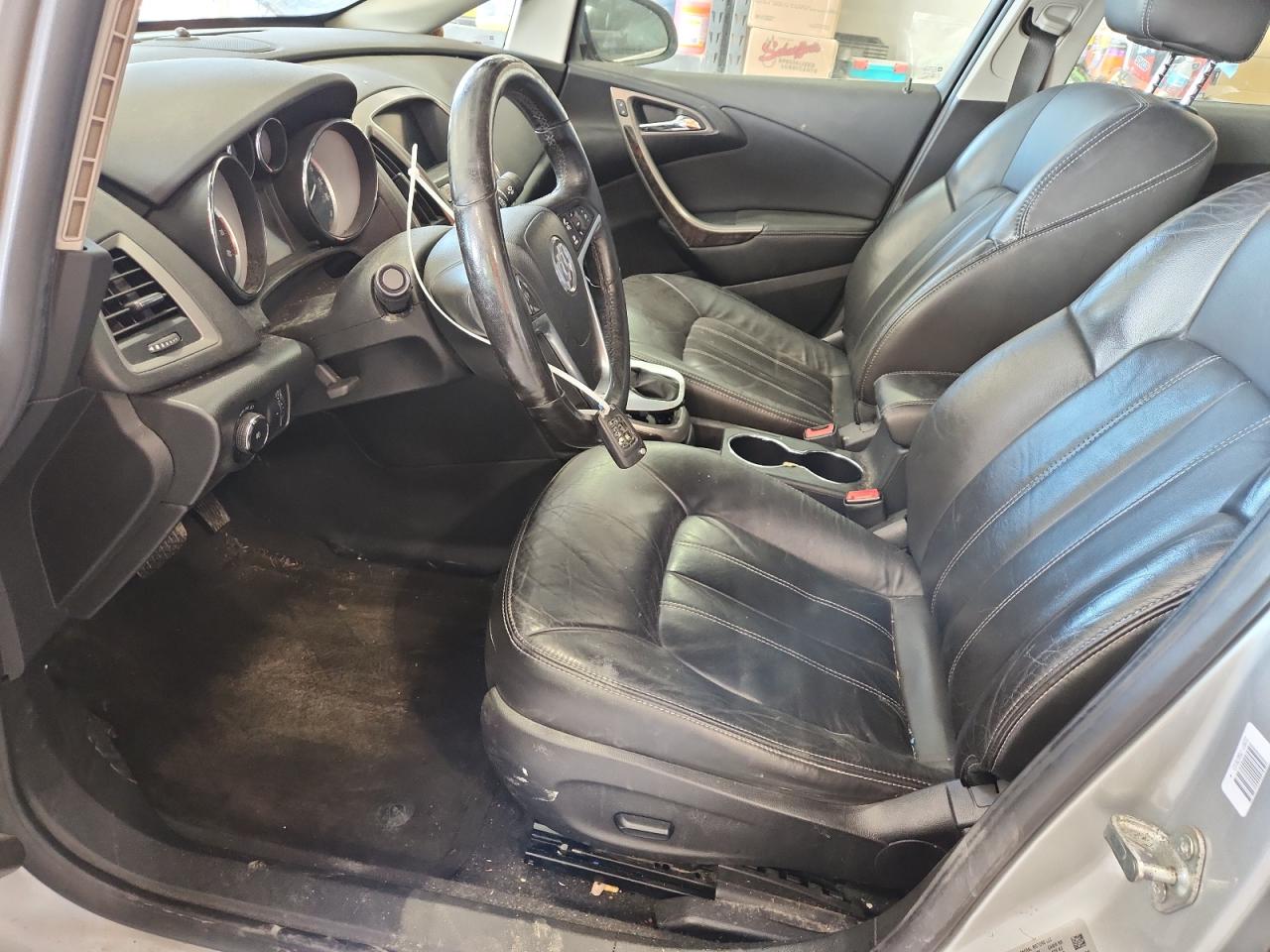 Buick Verano Image 9