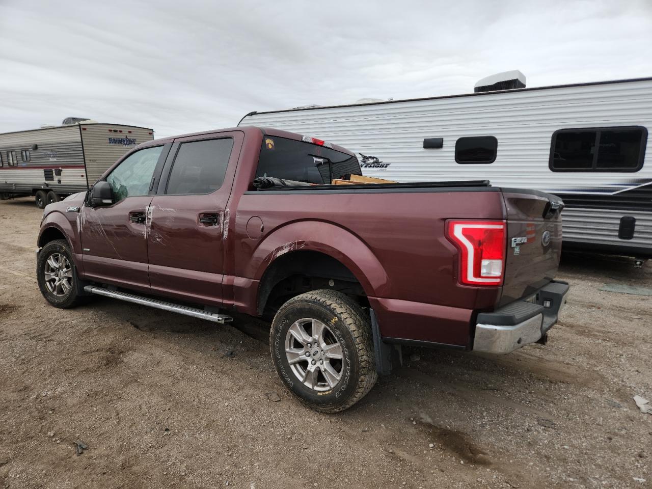 Ford F-150 Supercrew Image 2
