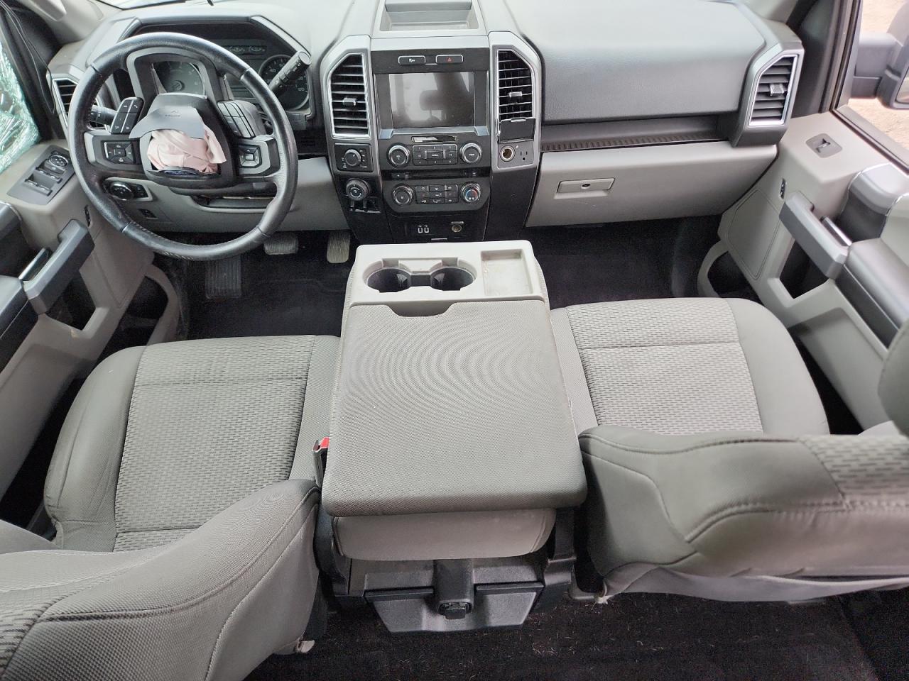 Ford F-150 Supercrew Image 6