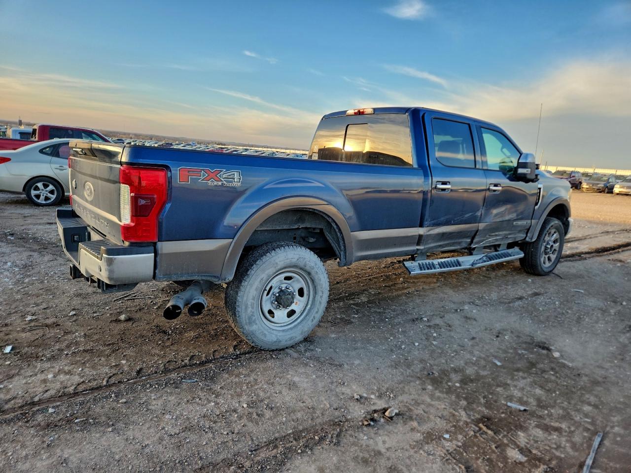 Ford F-350 Super Duty Image 6