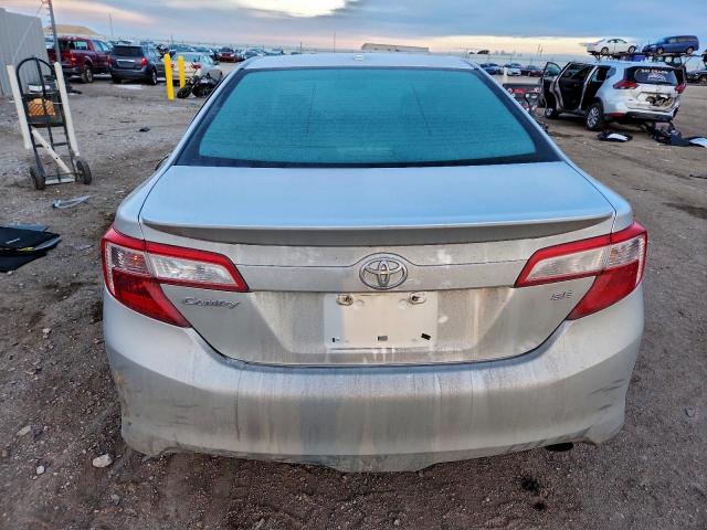 Toyota Camry Base Image 10
