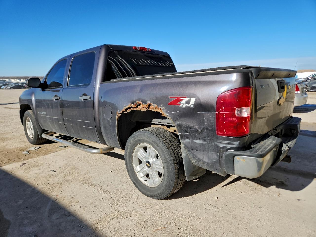 Chevrolet Silverado K1500 Lt Image 4