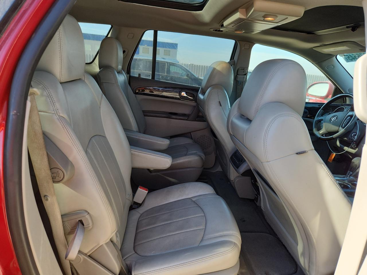Buick Enclave Image 6