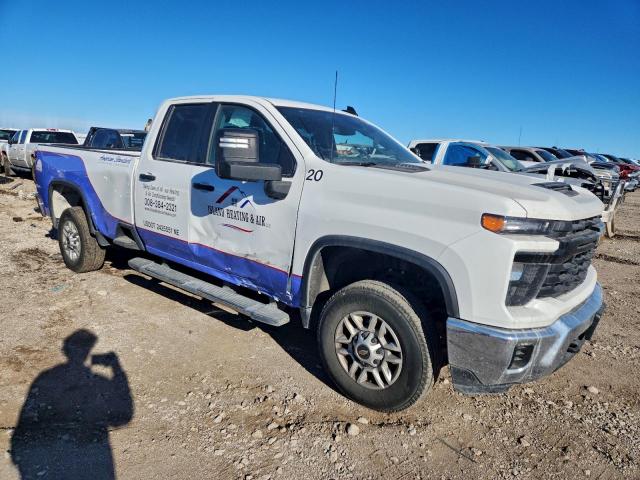 Chevrolet Silverado K2500 Heavy Duty Image 5