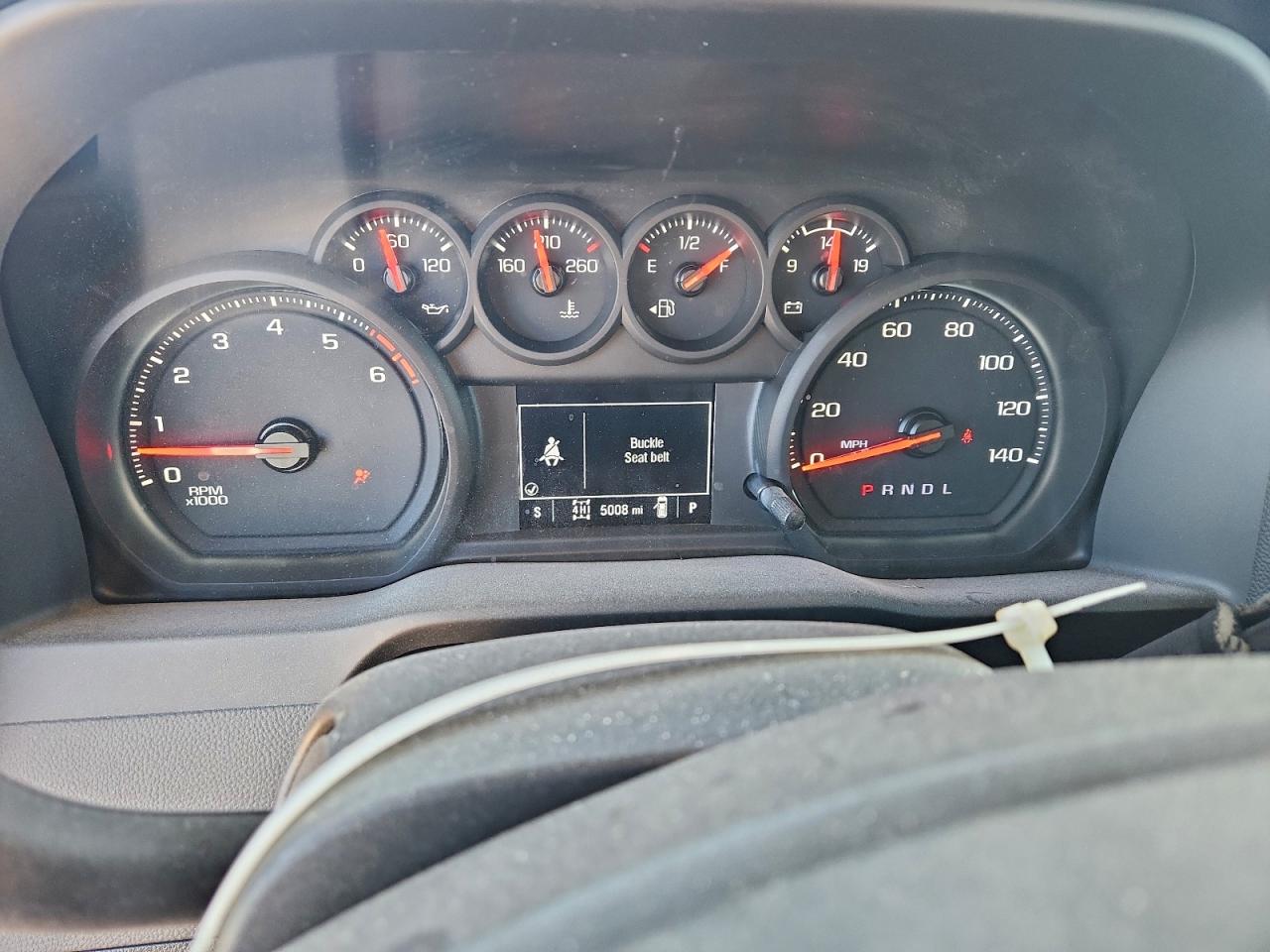 Chevrolet Silverado K2500 Heavy Duty Image 9