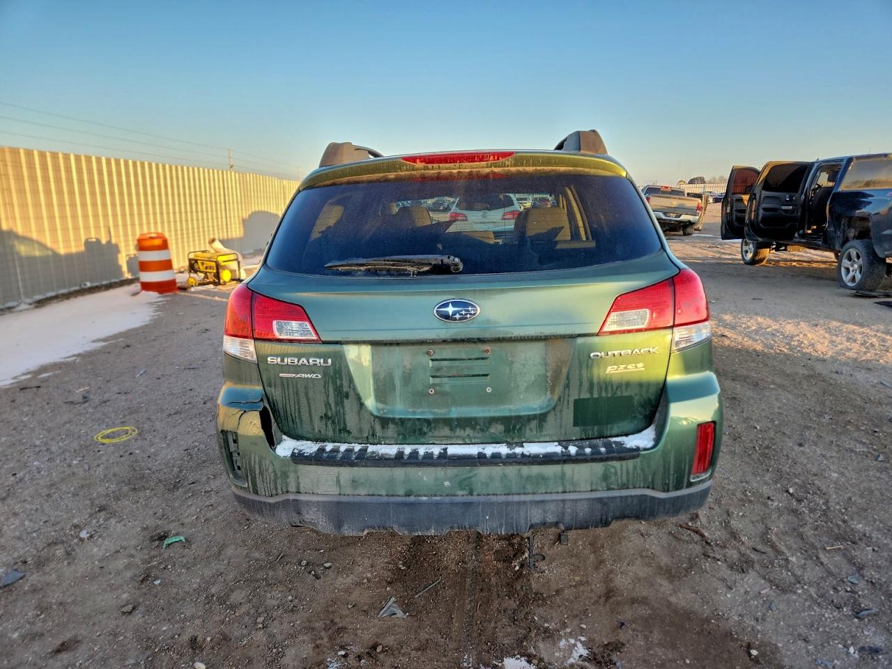 Subaru Outback 2.5i Premium Image 8