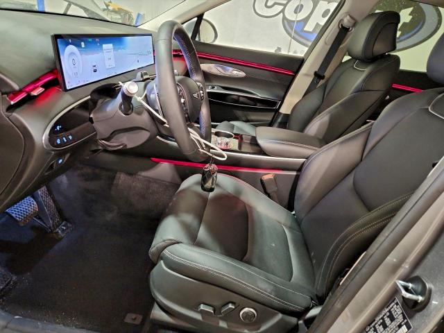 Genesis Gv70 Base Base Image 7