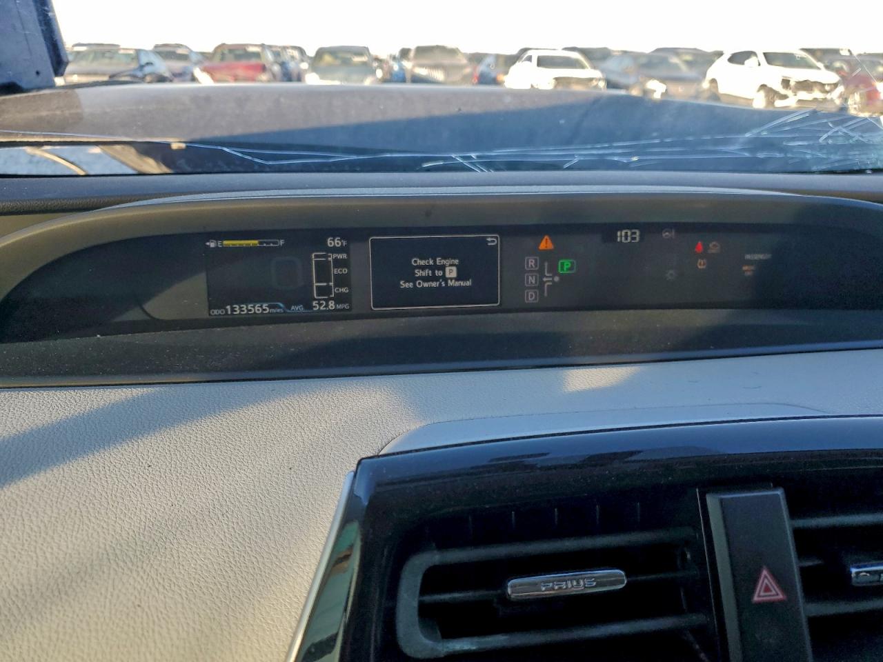 Toyota Prius Image 10