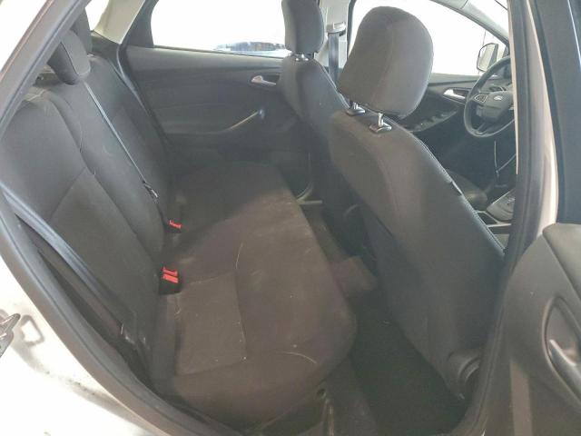 Ford Focus Se Image 11