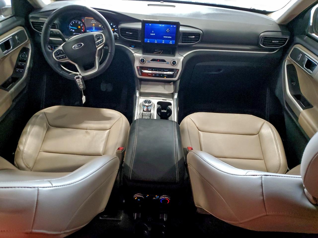 Ford Explorer Xlt Image 8