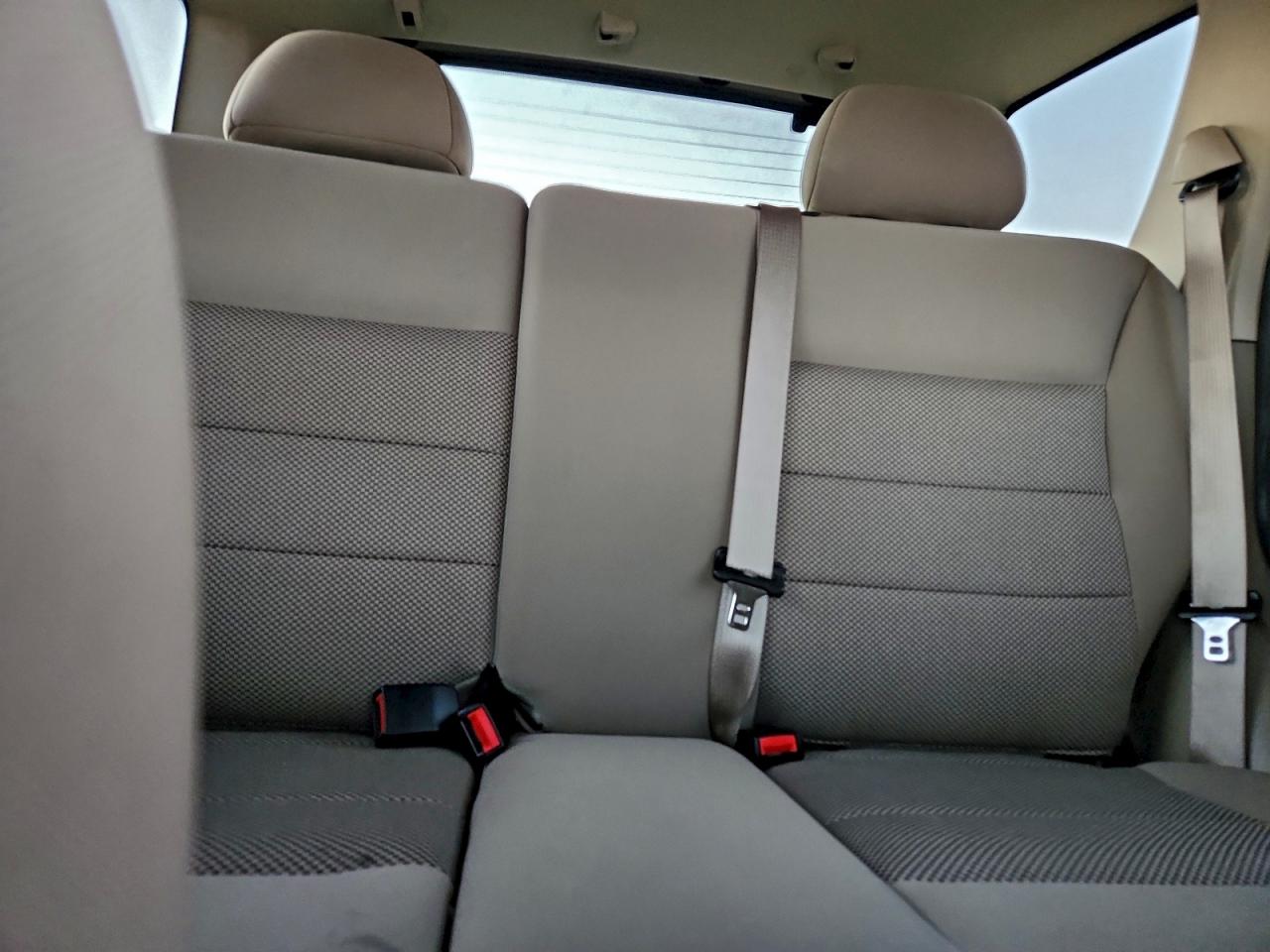 Ford Escape Xlt Image 9