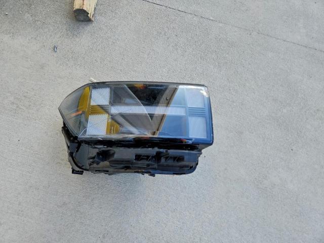 Hyundai SANTA FE Calligraphy Image 11