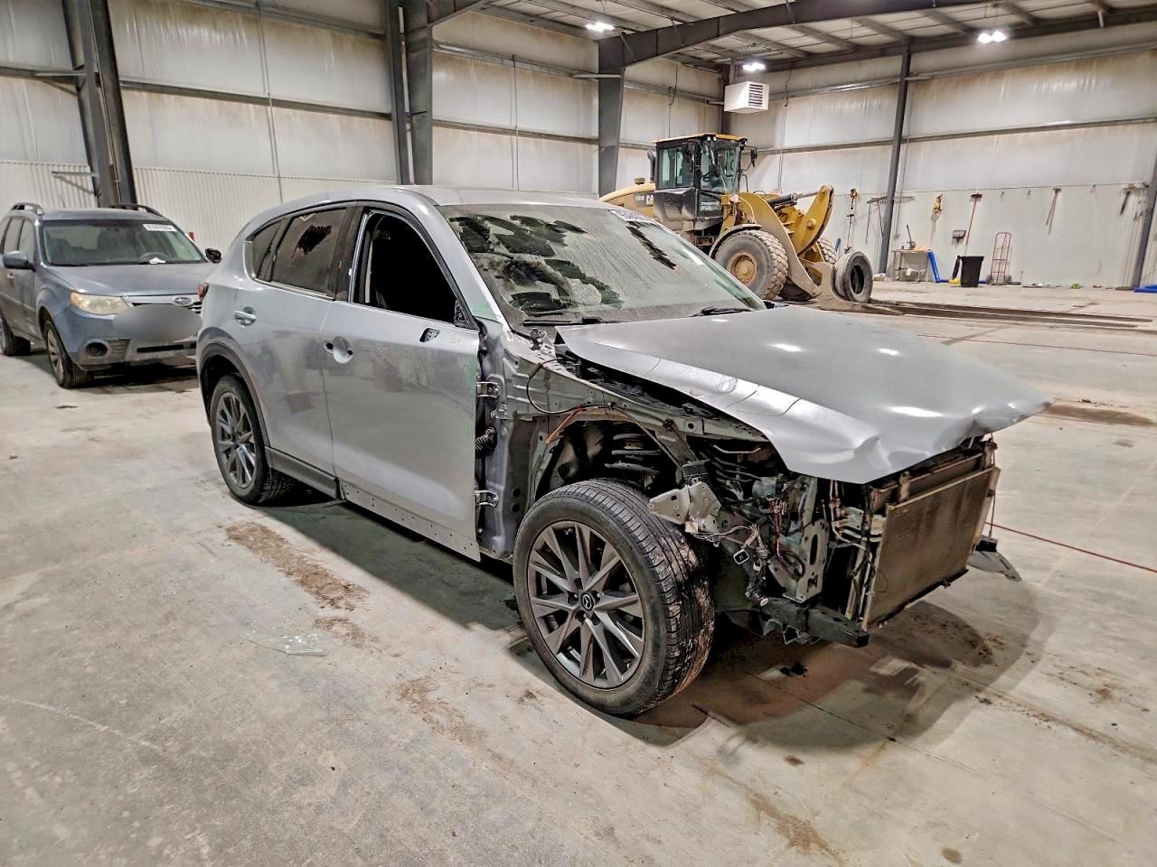 Mazda Cx Grand Touring Image 2