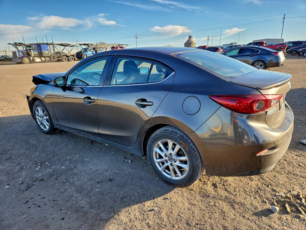 Mazda 3 Touring Image 2