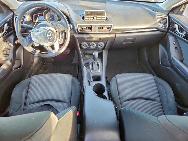 Mazda 3 Touring Image 3