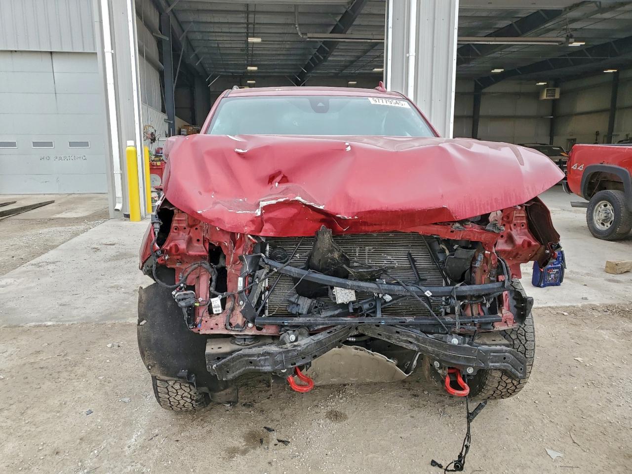 Chevrolet Suburban K1500 Z71 Image 4