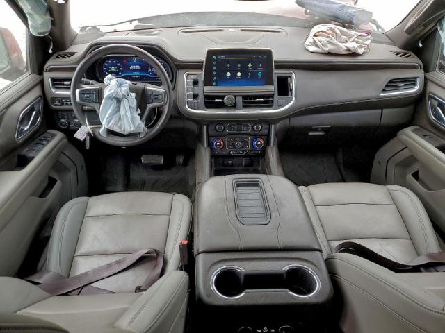 Chevrolet Suburban K1500 Z71 Image 2