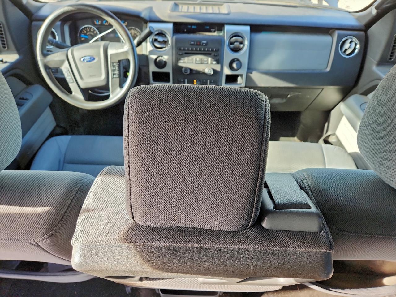 Ford F-150 Supercrew Image 10