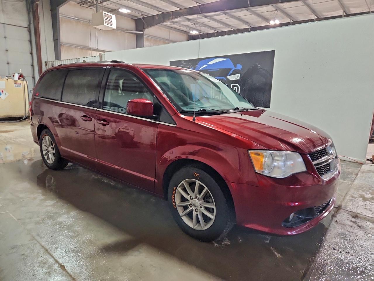 Dodge Caravan Sxt Image 2