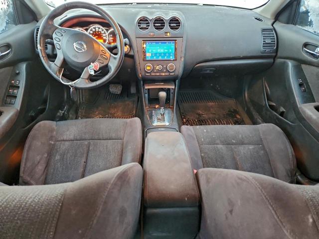 Nissan Altima Base Image 6