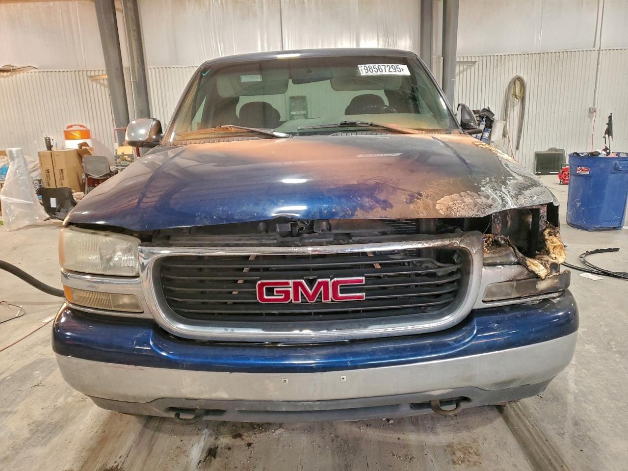 GMC Sierra K1500 Image 3