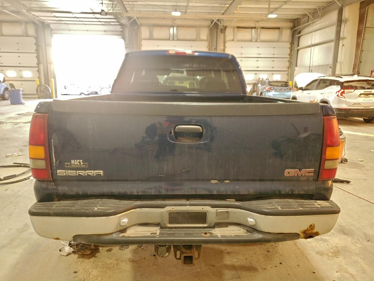 GMC Sierra K1500 Image 10