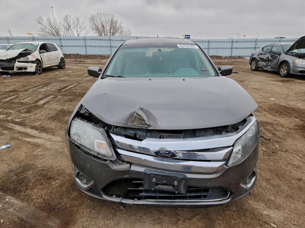 Ford Fusion Sel Image 4