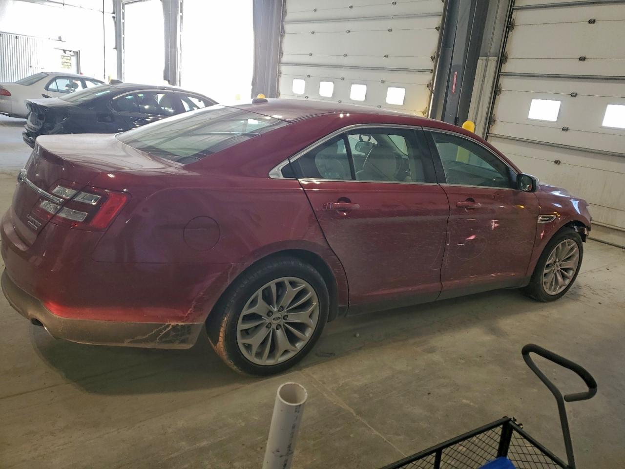 Ford Taurus Limited Image 3