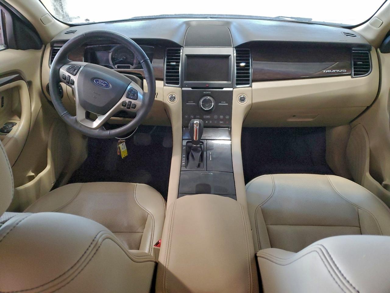 Ford Taurus Limited Image 12