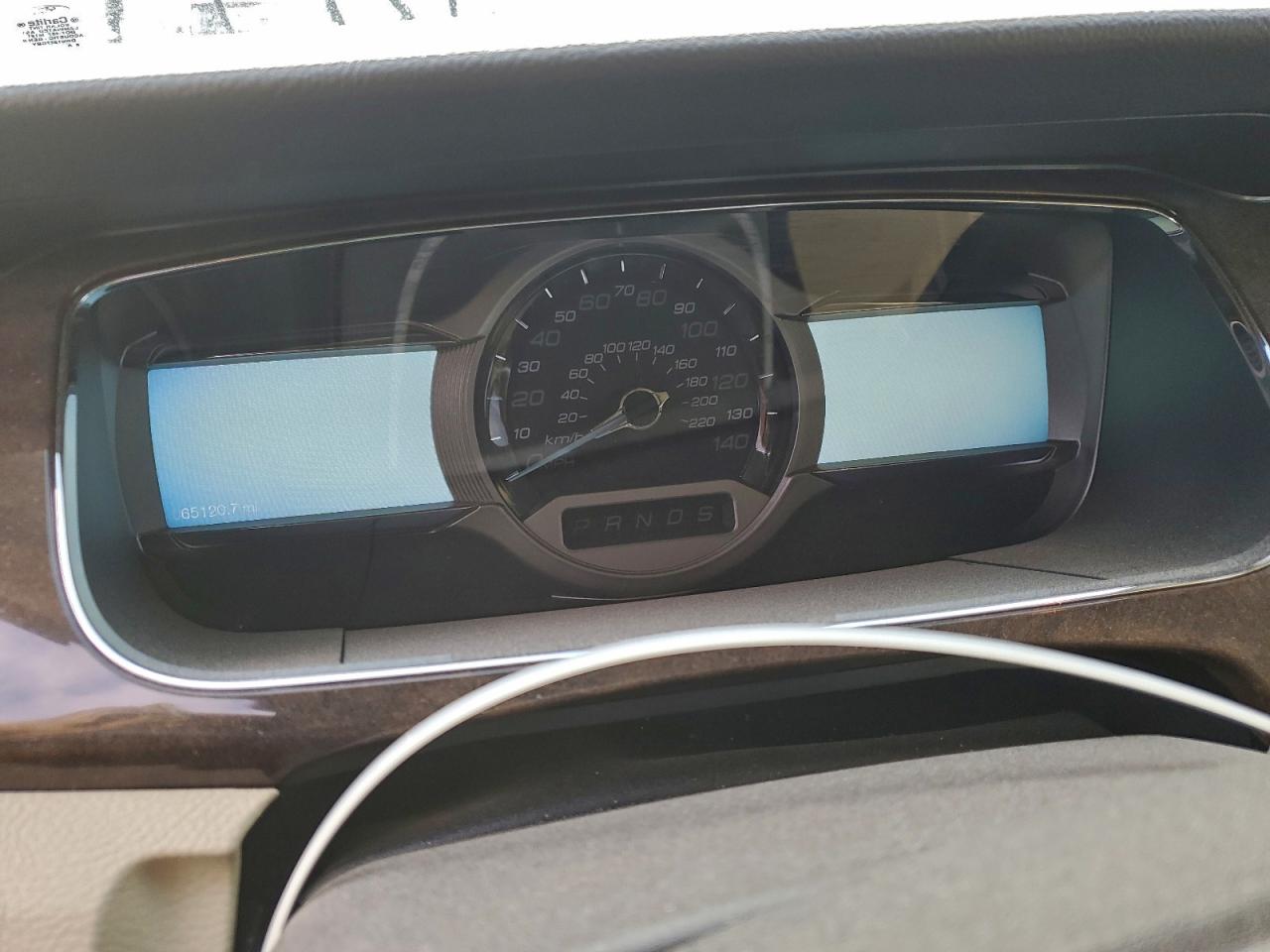 Ford Taurus Limited Image 6