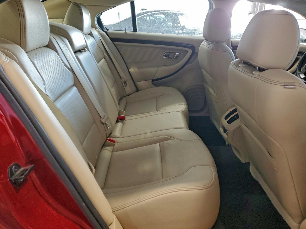 Ford Taurus Limited Image 9