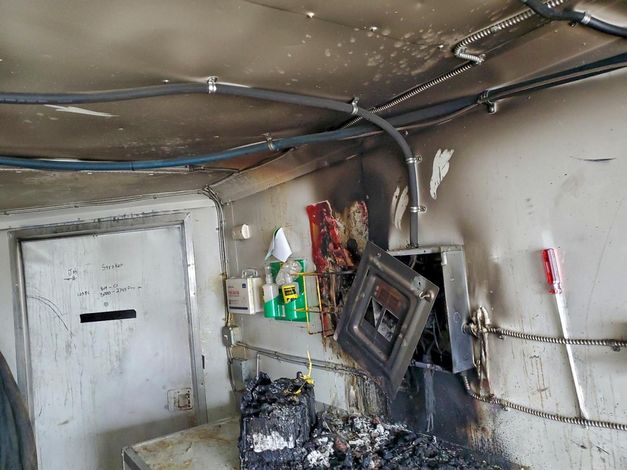 Peach Cargo Other Image 2