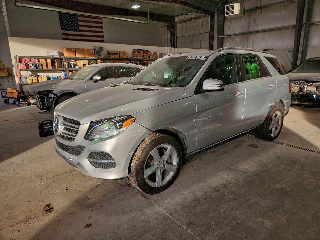 Mercedes-Benz GLE 300d 4matic Image 1