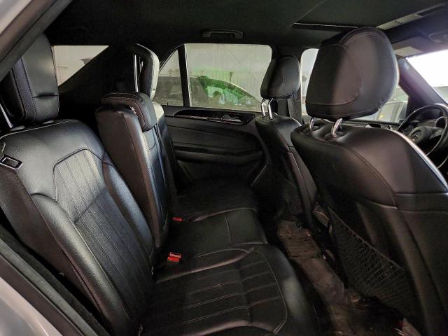 Mercedes-Benz GLE 300d 4matic Image 8