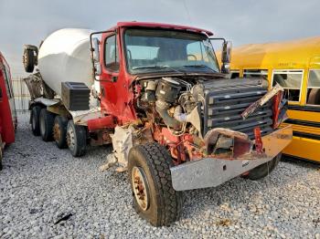  Salvage Freightliner 114sd
