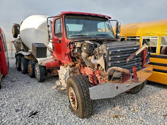  Salvage Freightliner 114sd