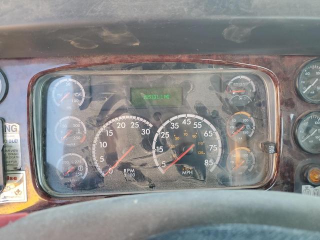 Freightliner 114sd Image 10